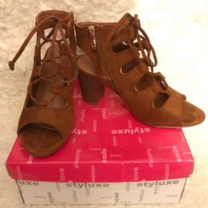 Strappy chunky heel sandals